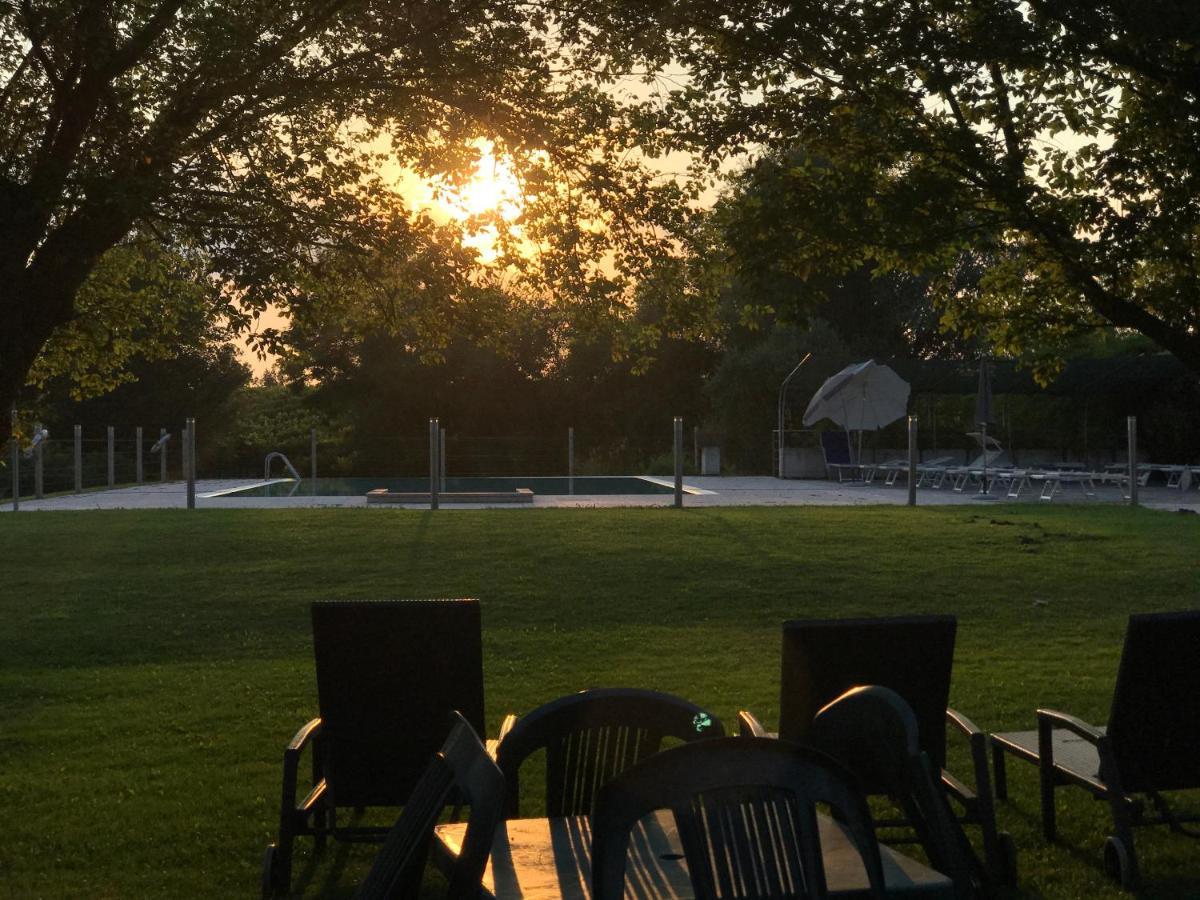 Agriturismo Feliciana Pozzolengo Kültér fotó