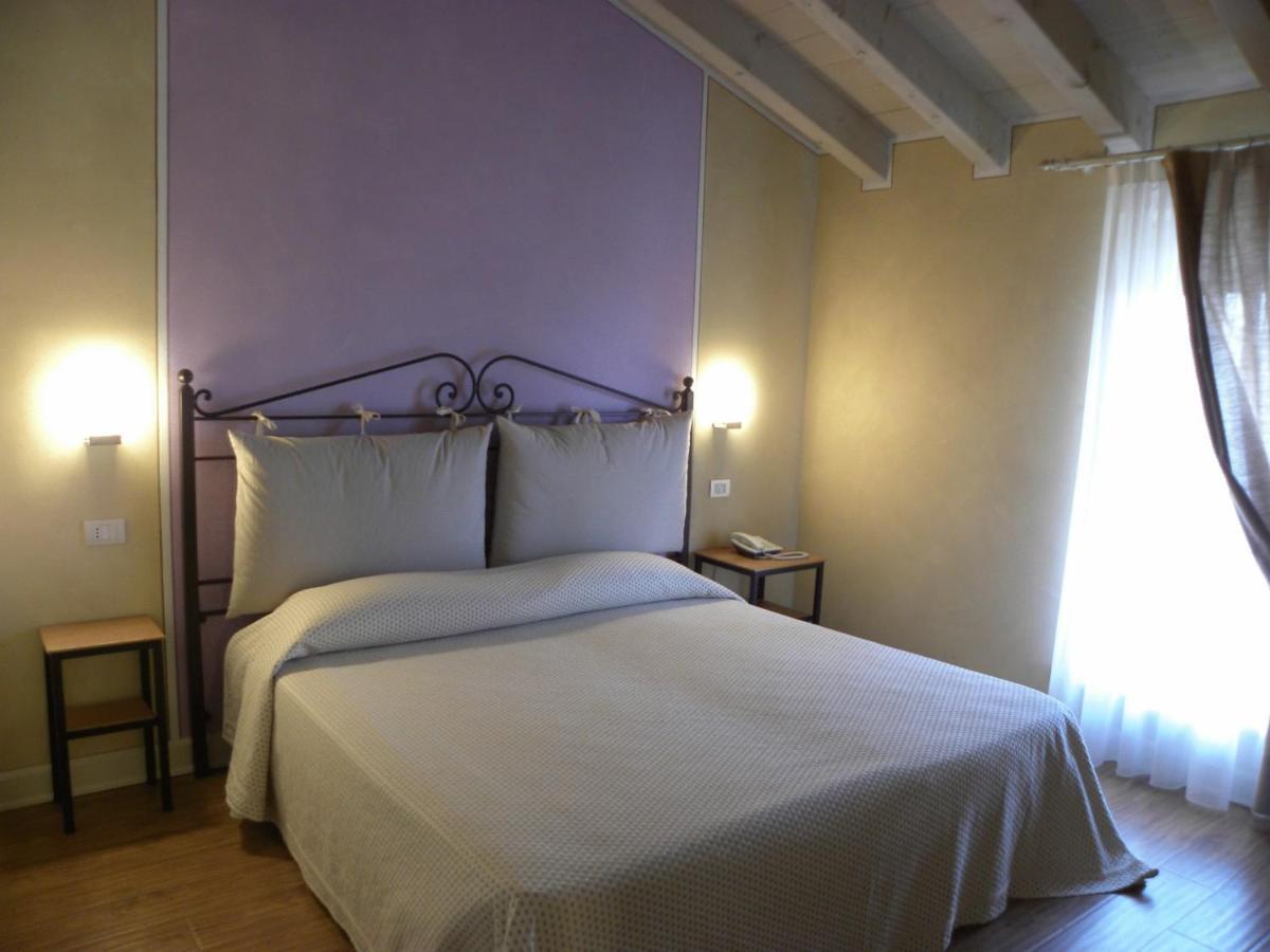 Agriturismo Feliciana Pozzolengo Kültér fotó